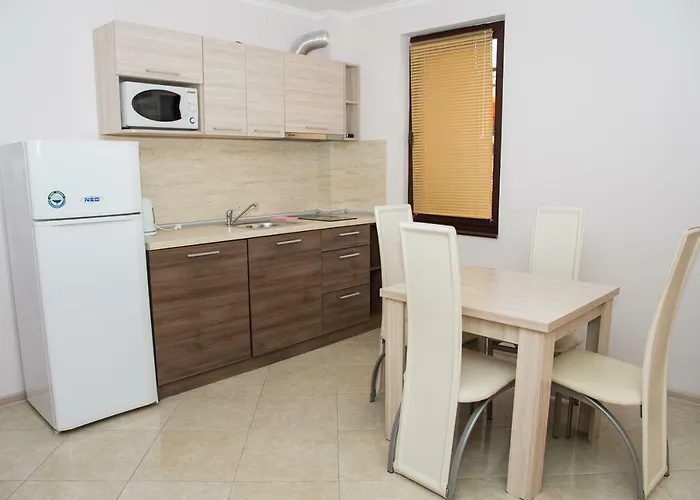 Lev Apartamento Ravda